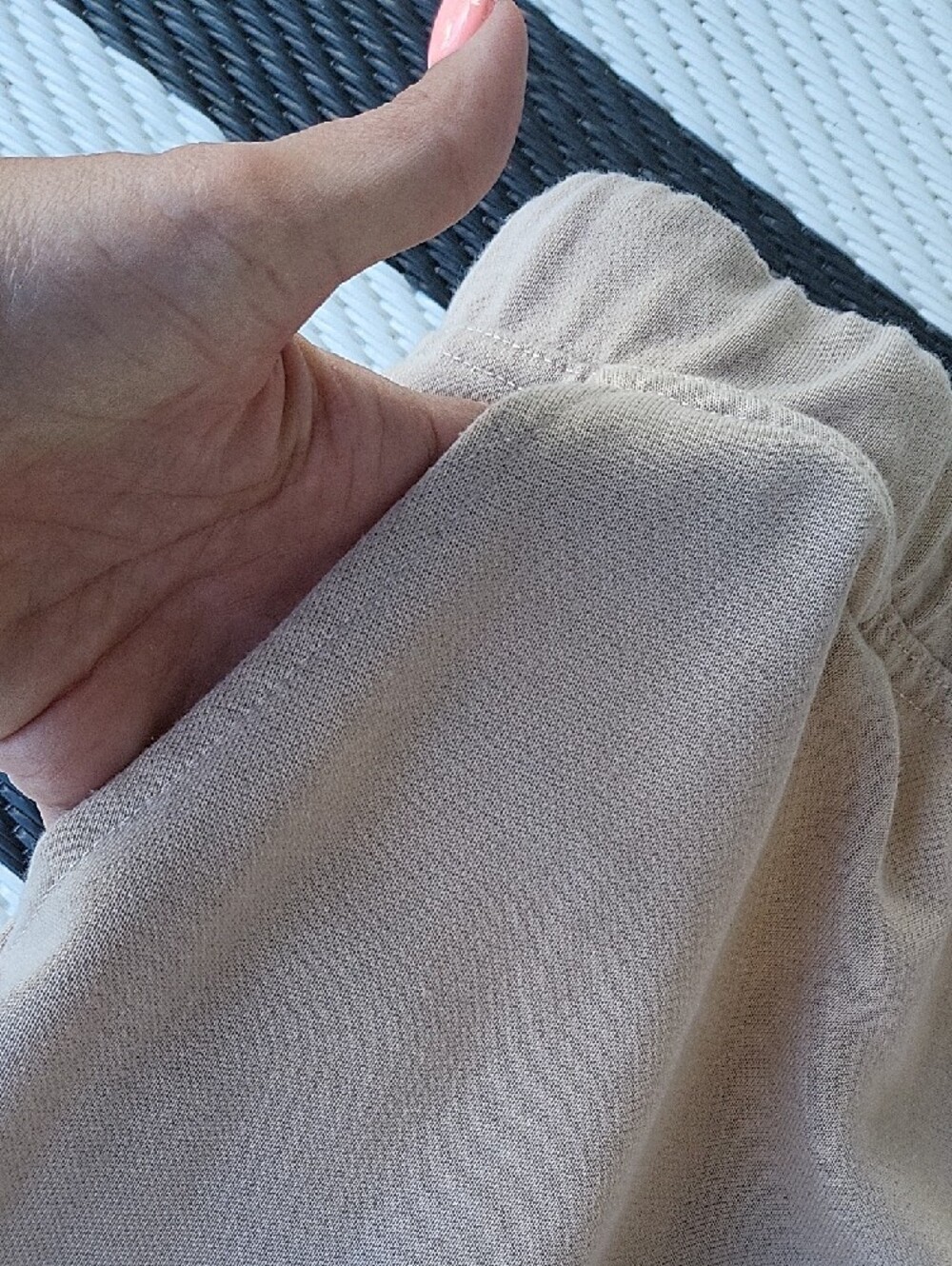 Women's Beige Elastic-Waist Midi Skirt - Picture 4 of 7